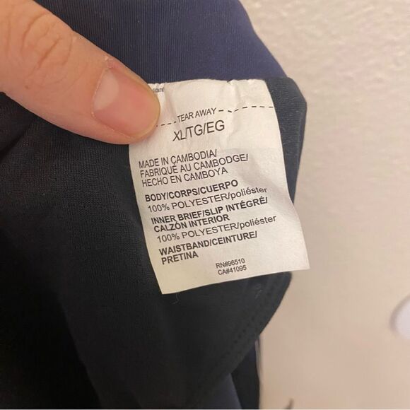 Under Armour Women’s UA Fly-by 2.0 Shorts lined running XL NEW - Picture 11 of 11